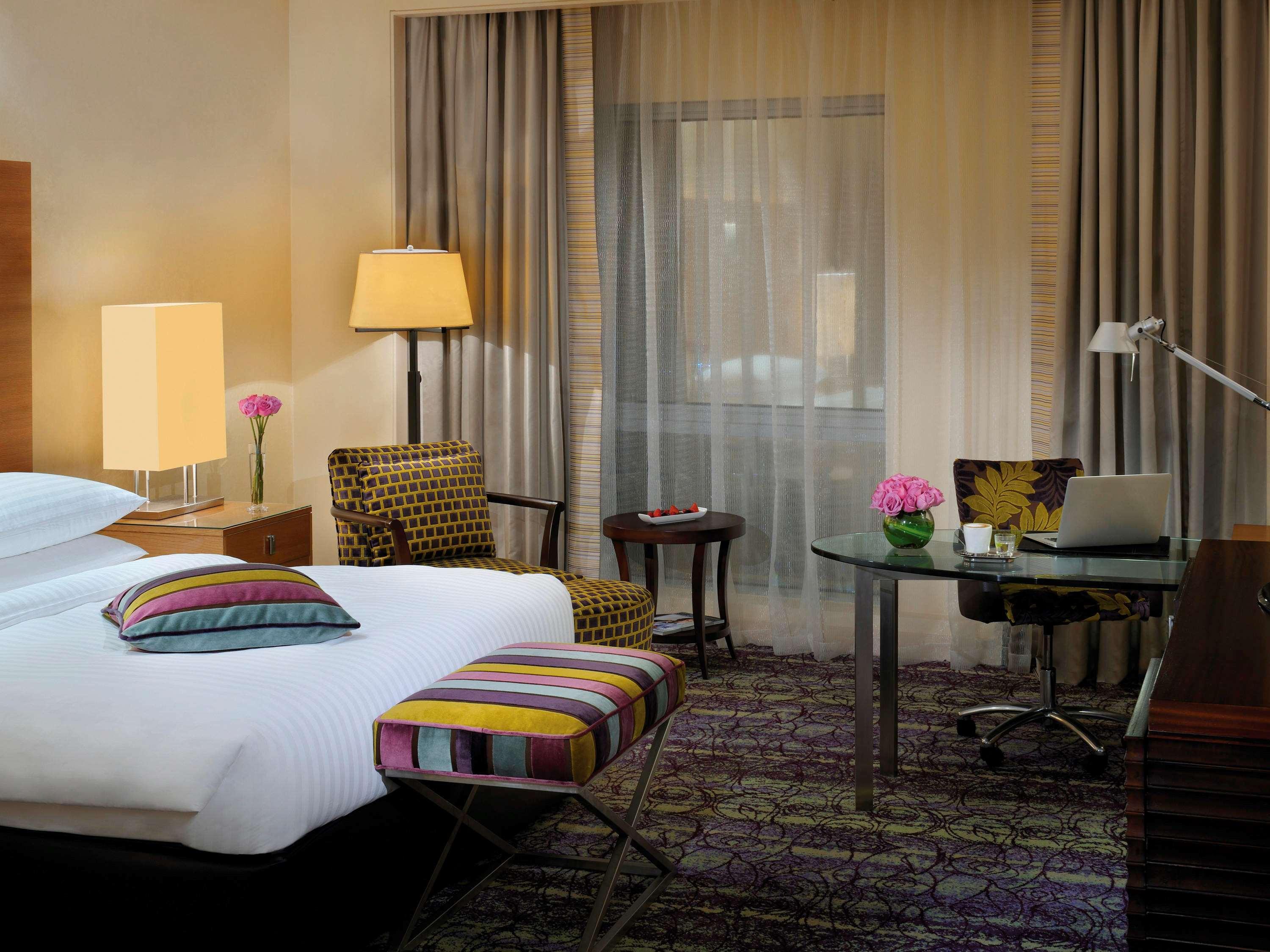 דוחה Qabila Westbay Hotel By Marriott מראה חיצוני תמונה A room at the Mandarin Oriental, Paris