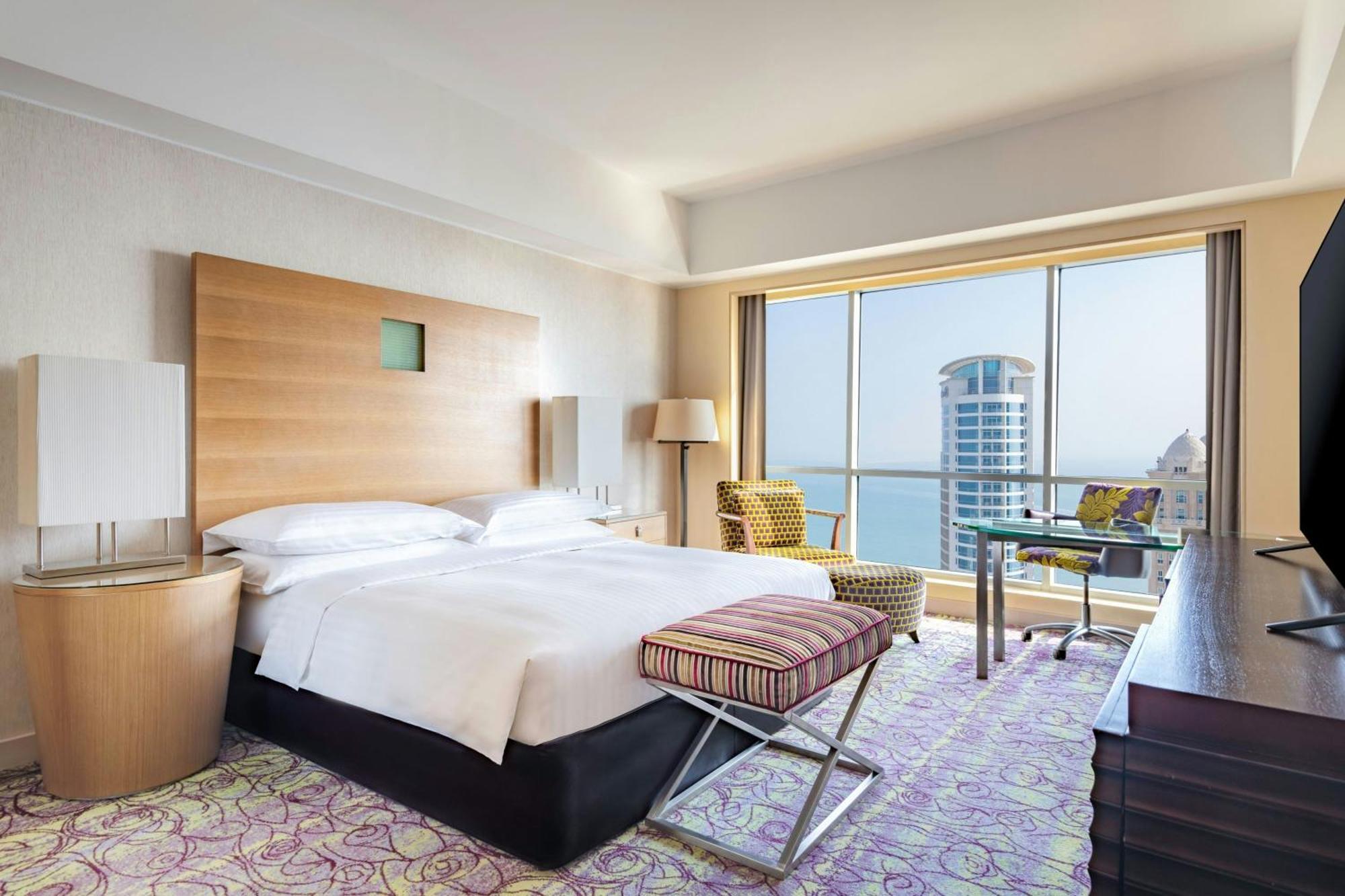 דוחה Qabila Westbay Hotel By Marriott מראה חיצוני תמונה Deluxe Room