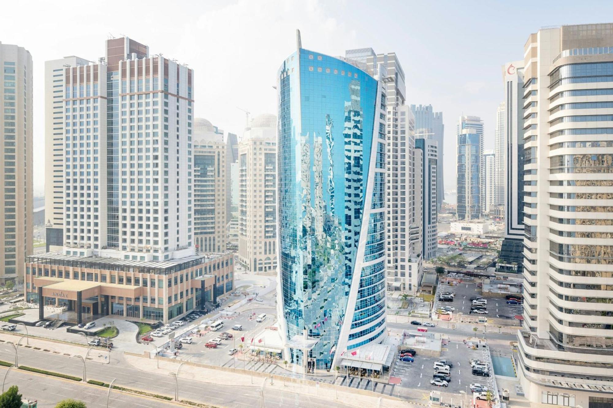 דוחה Qabila Westbay Hotel By Marriott מראה חיצוני תמונה The hotel in 2015